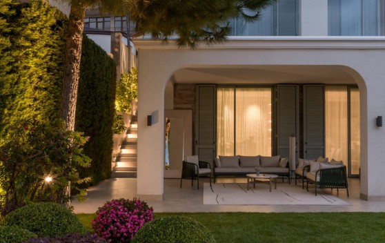 The Room Without Walls: When a Terrace Became the Main Room