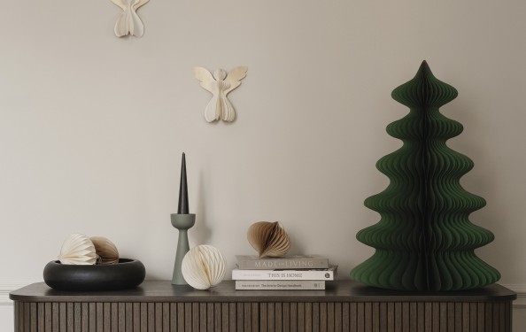 Winter Edition: Home, Dressed for the Season