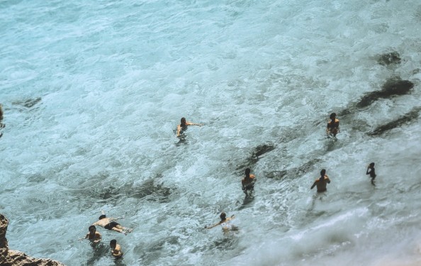 Graphic Accents: New Posters for Modern Interiors