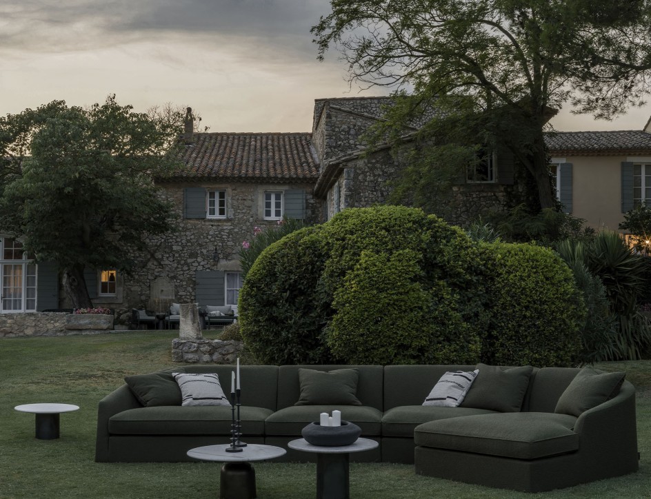 Curved Comfort: Jenner Sofa