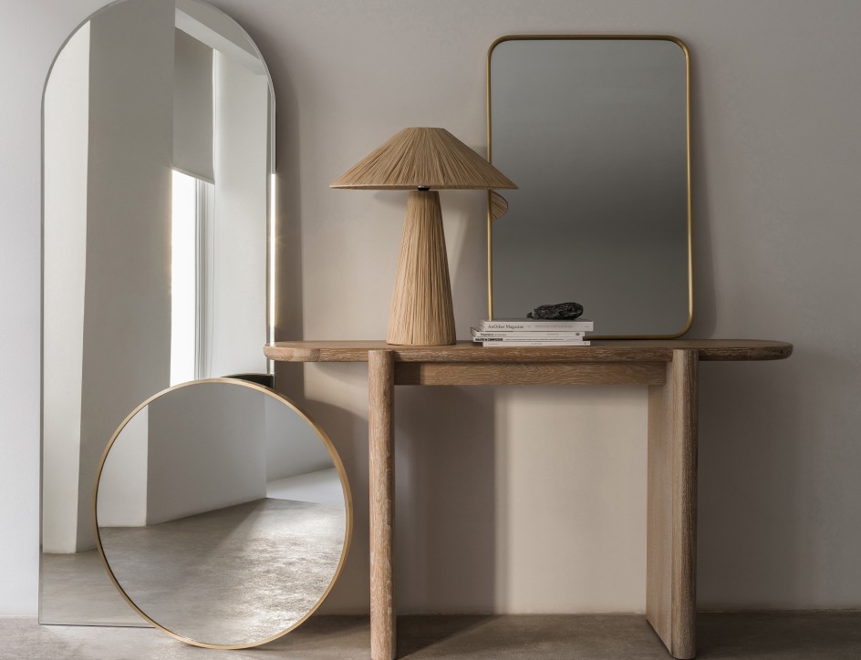 Walls That Speak: Framed, Hung, Reflected