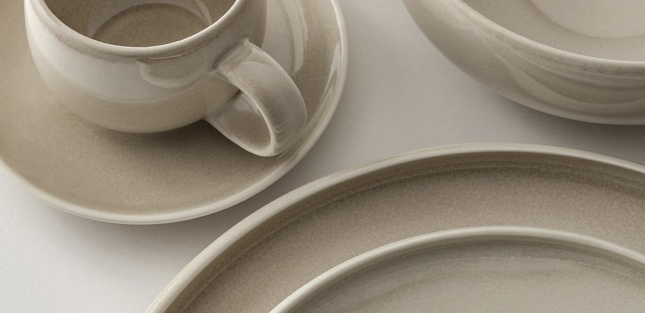 At the Table: Discover Our Dinnerware Collection