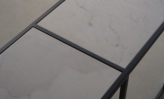 Kazuno Console Table