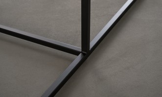 Kazuno Console Table