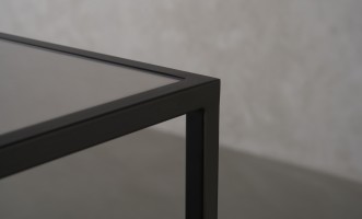 Kazuno Console Table