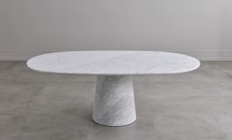 Uno Carrara oval dining table M