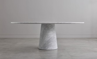 Uno Carrara oval dining table M