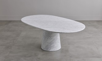 Uno Carrara oval dining table M