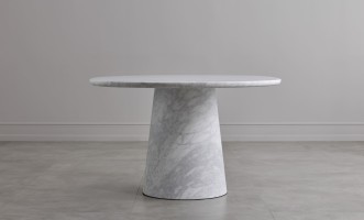 Uno Carrara oval dining table M