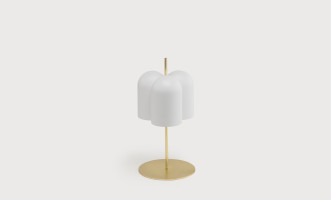 Oket Table Lamp (White / Matt Brass)