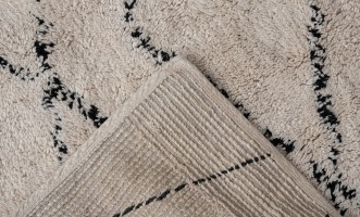 Vasu Rug 250x350 cm (black pattern)