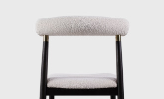 Naomi Dining Chair Dark oak / Ivory boucle