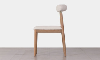 Naomi Dining Chair Light oak / Ivory boucle