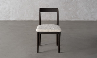 Edges Dining Chair (dark oak, boucle)