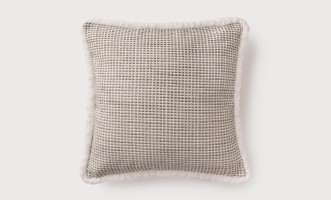 Milla Cushion