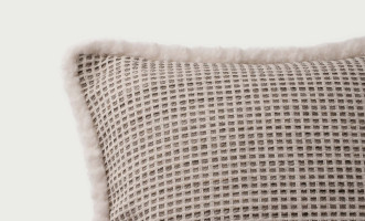 Milla Cushion