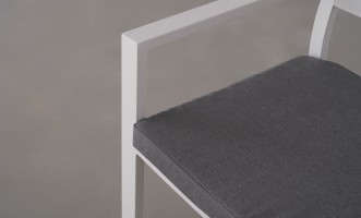 Commet Chair With Cushion White