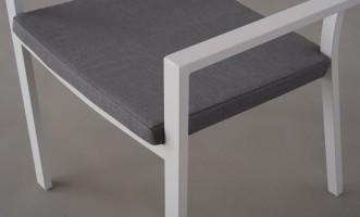 Commet Chair With Cushion White