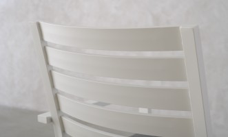 Commet Chair With Cushion White