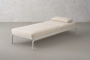 Taormina Light Outdoor Sunlounger Haze Sandy