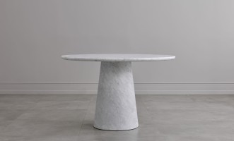 Uno Carrara Round Dining Table D152 cm
