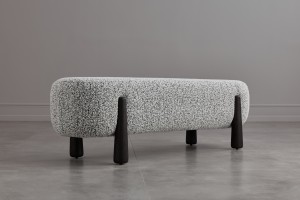 Lauren Bench (A31119A)