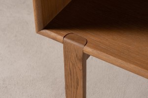 JP Line 6.0 Bed table Light Finish