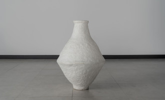 Chad Vase Papier Mache White XL