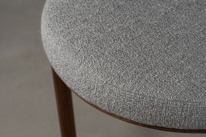 Davis Chair (Fabric: OSCAR PLAIN col.07 Lt/ Grey )