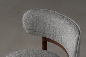 Davis Chair (Fabric: OSCAR PLAIN col.07 Lt/ Grey )