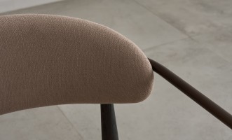 Bradley Dining Chair Dark with Armrests (Linen Latte)