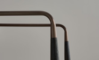 Bradley Dining Chair Dark with Armrests (Linen Latte)