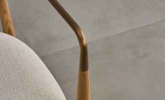 Bradley Dining Chair Light with Armrests (Cushing Snow)