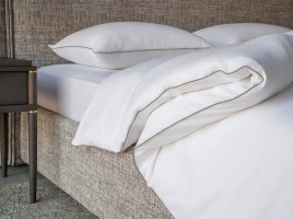 City Duvet Cover White/Plaza Taupe 240x220 cm