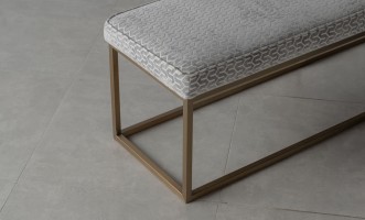 Cubo Banquette 160 cm with center leg (Fabric: ART-DECO SOHO Col. SILVER (Cat. 3))