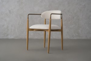 Bradley Dining Chair Light with Armrests (Nomad Snow)