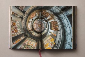 Massimo Listri. Italian Palaces