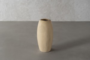 Toggle Planter Sand L
