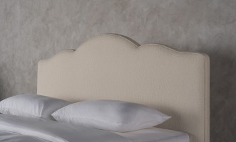 Sanderlight Bed 200x200 cm (Fabric: SOFT ROCK 102 MUSLIN (Cat. 3))