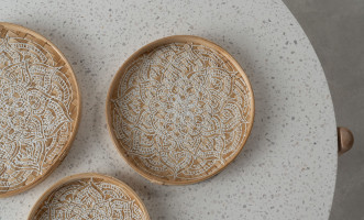 Set of 3 bamboo tray with painted white decoration