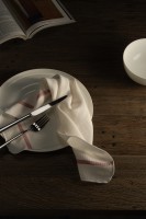 Carolina Napkin White Red