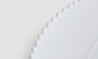 Pearl Charger Plate/Platter cloud white 330 ml