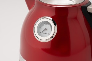 KITCHENAID ARTISAN KETTLE 1.5L, TEMPERATURE GAUGE -CANDY APPLE