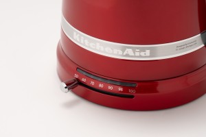 KITCHENAID ARTISAN KETTLE 1.5L, TEMPERATURE GAUGE -CANDY APPLE