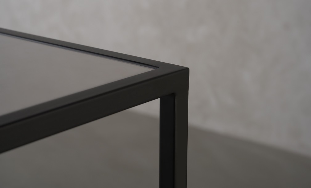 Kazuno Console Table