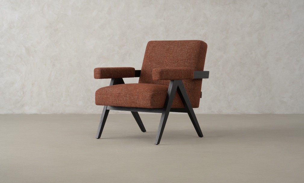 Bowie Armchair (Fabric Lola 501)