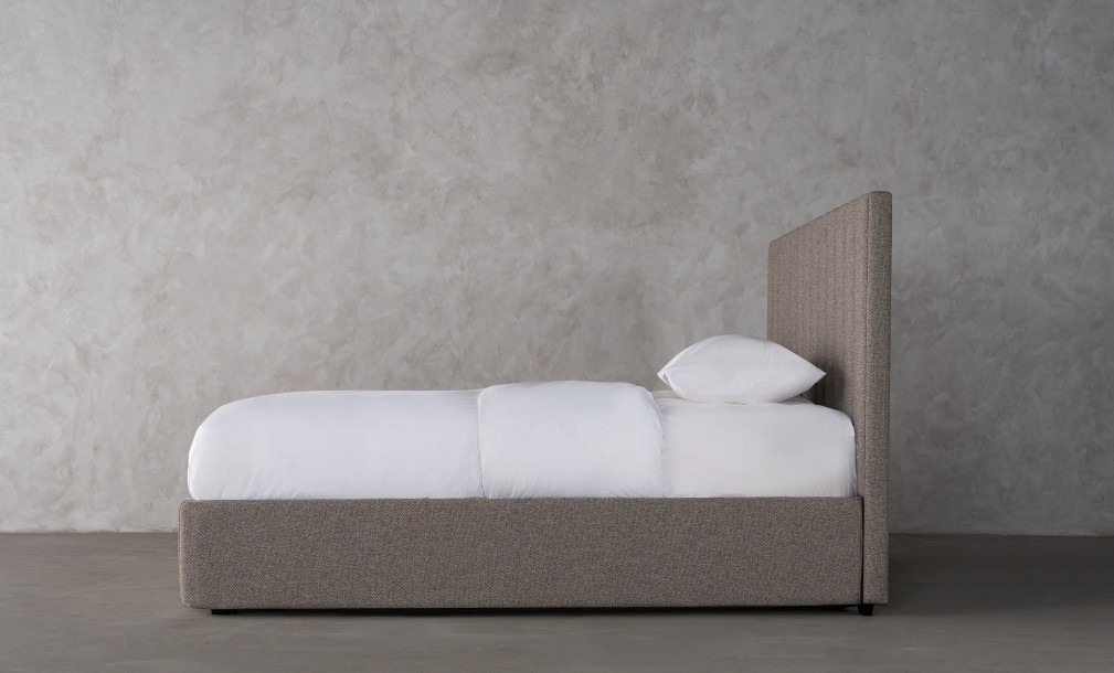 Newberry Bed Stripes (Vertical) 180x200 cm (Fabric: Baltik-08)