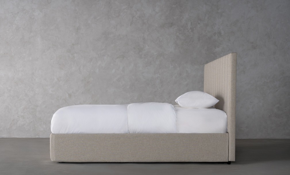 Newberry Bed Stripes (Vertical) 180x200 cm (Fabric: Baltik-08)