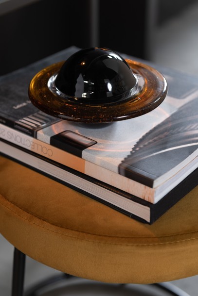 Paperweight Planet Large