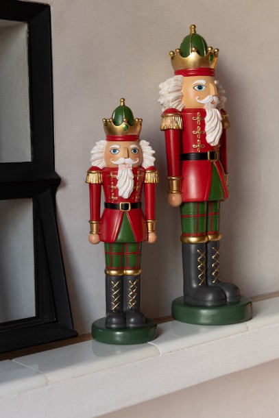 Christmas Nutcracker On Base L